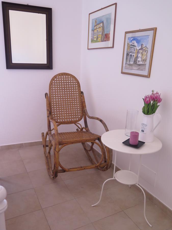 Il Torrione Bed & Breakfast Йези Екстериор снимка
